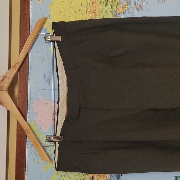 OLIVE Men's dress pants, made in canada - Picture 6 of 7